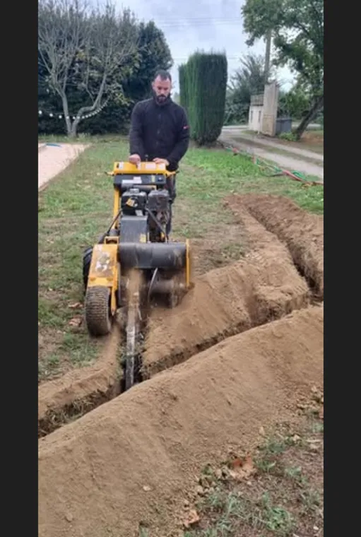 Création d'une trachée pour alimenter un domaine en eau froide à NARBONNE, Narbonne, CONQUET ALEXANDRE
